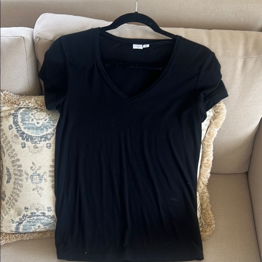 BRASS PLUM Black Womens V-Neck | size S